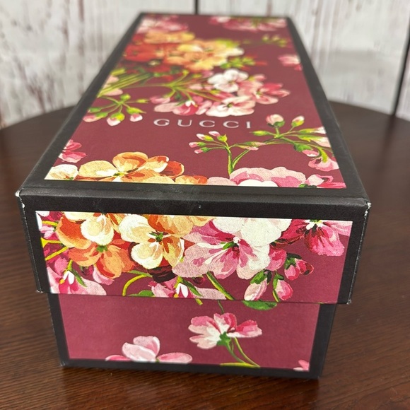 GUCCI BLOOM women’s Napa leather Red Floral 3” Heels Round Toe in size 37.5 - Picture 17 of 17